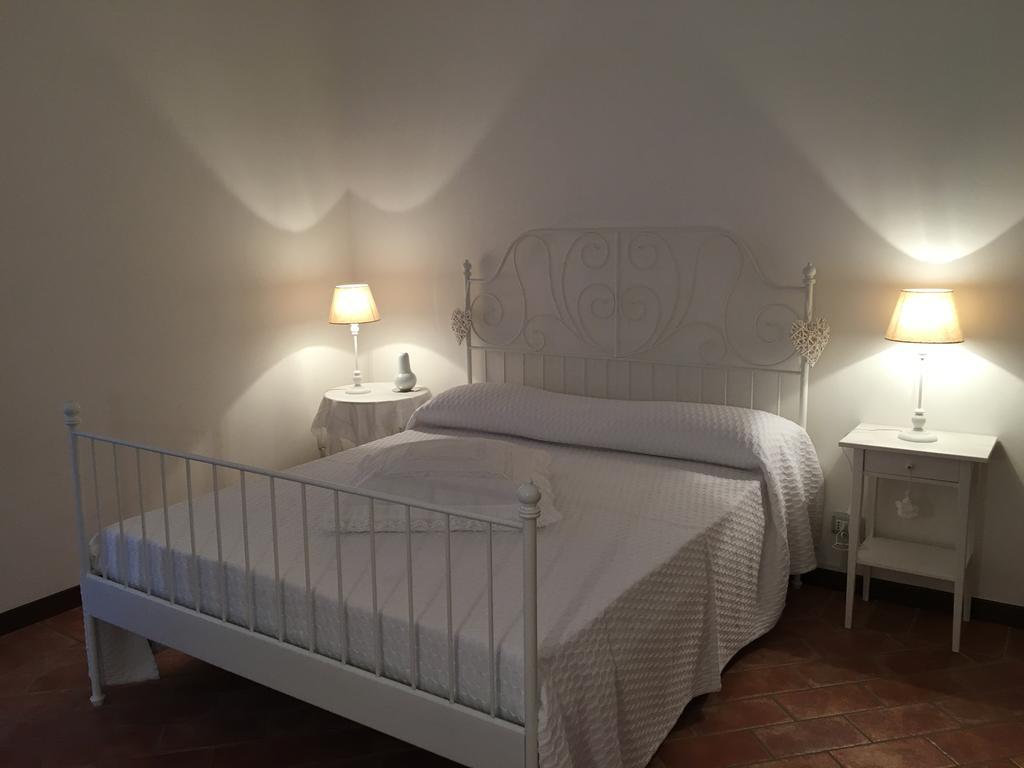 Appartamento Michelangeli-Private Parking Орвието Екстериор снимка